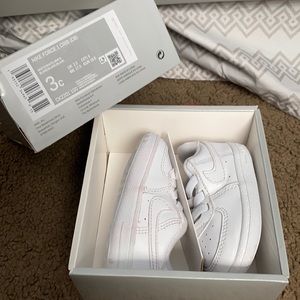 Nike Air Force 1 Crib shoe